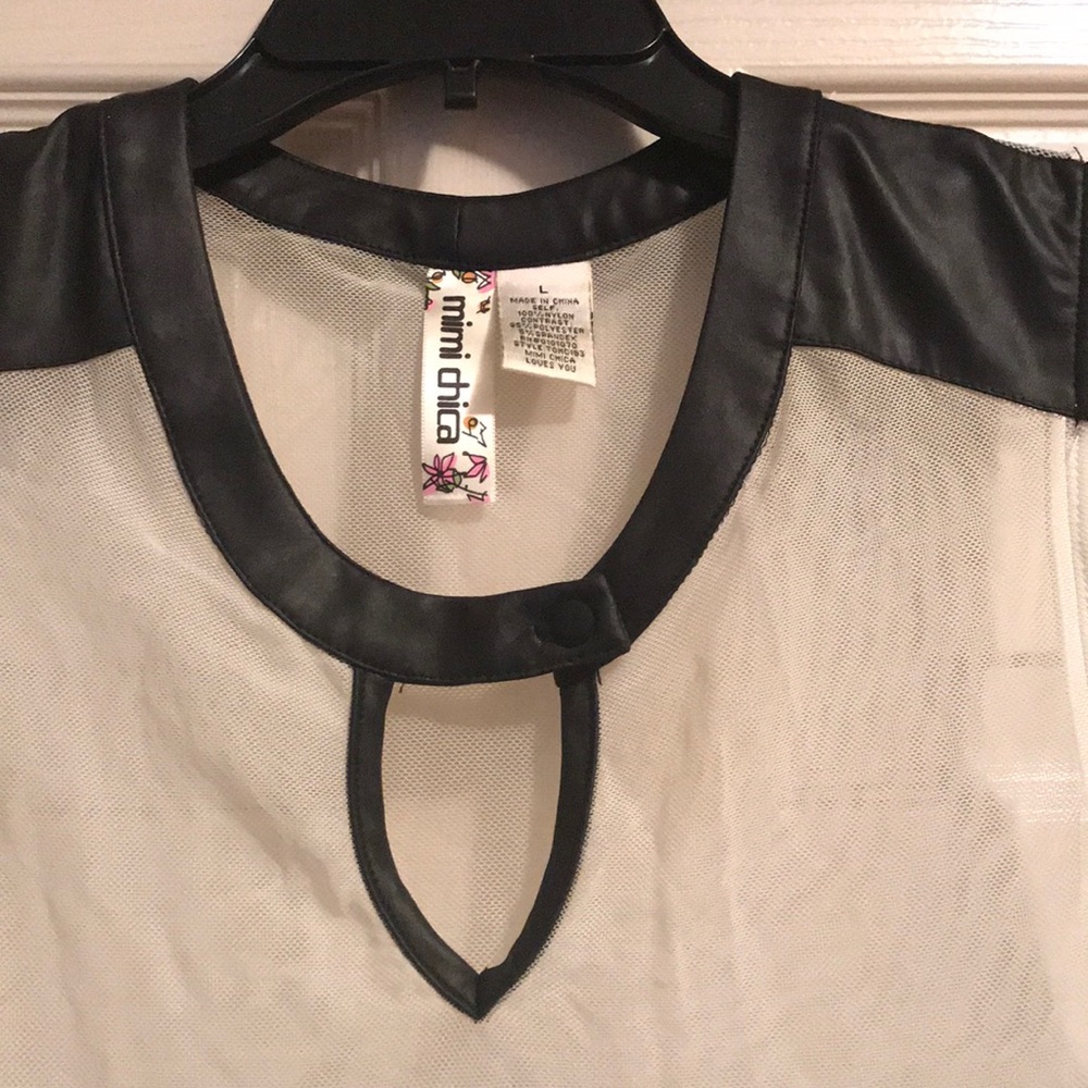 Tunic - Picture 3 of 5